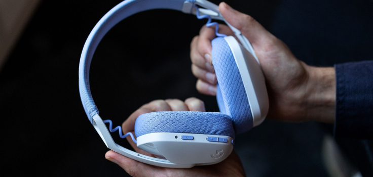 Игровая беспроводная гарнитура от Logitech